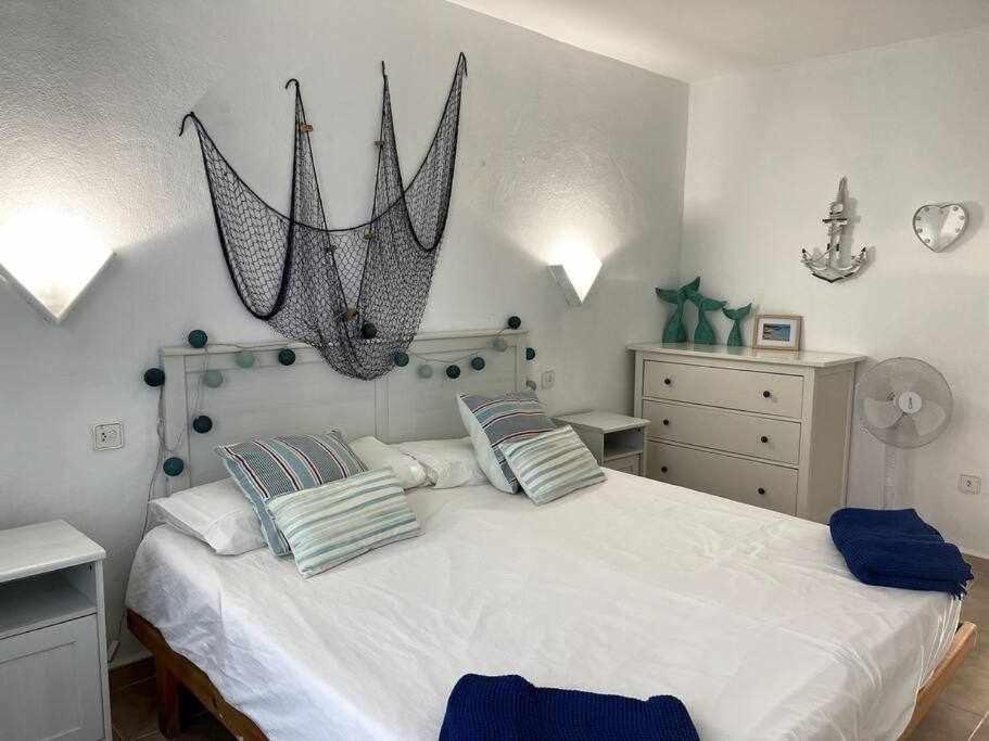Brut Apartamento Con Piscina 칼라엔블레인즈 외부 사진